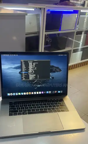 Laptop Apple MacBook Pro 2019 16GB Intel Core i7 SSD 256GB