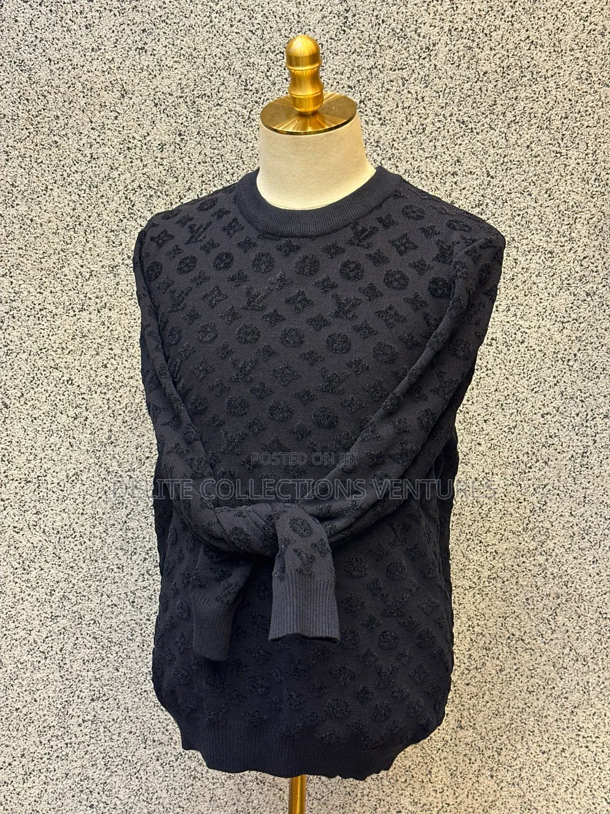 *Louis Vuitton* *Sweat Top* *Size M — 2xl
