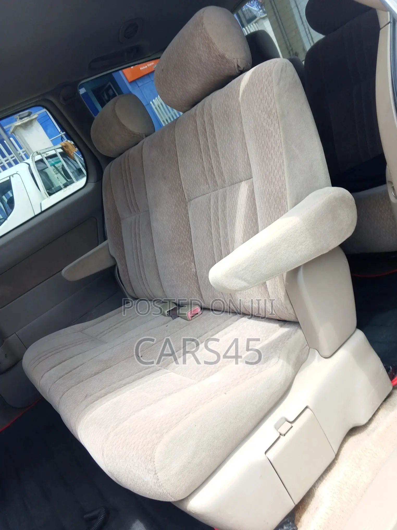Toyota Sienna 2001 Silver