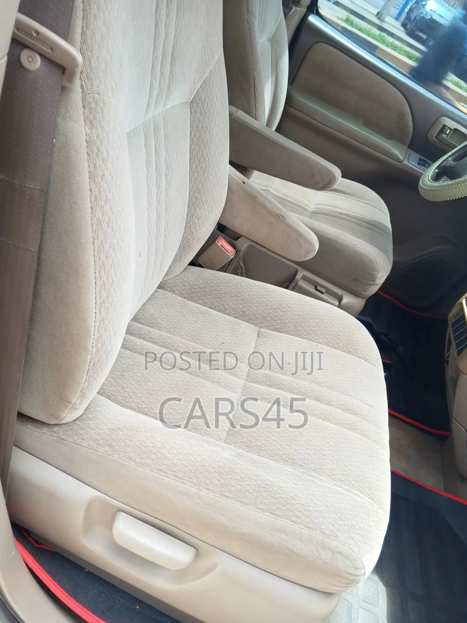 Toyota Sienna 2001 Silver