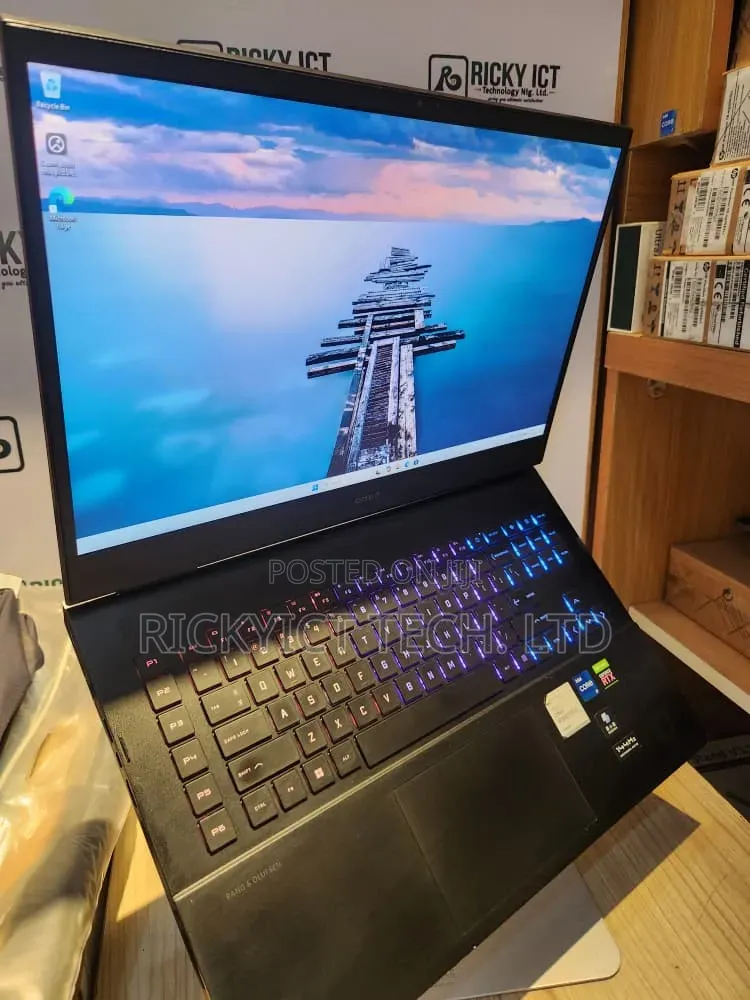 Laptop HP Omen 17 16GB Intel Core i7 SSD 1T