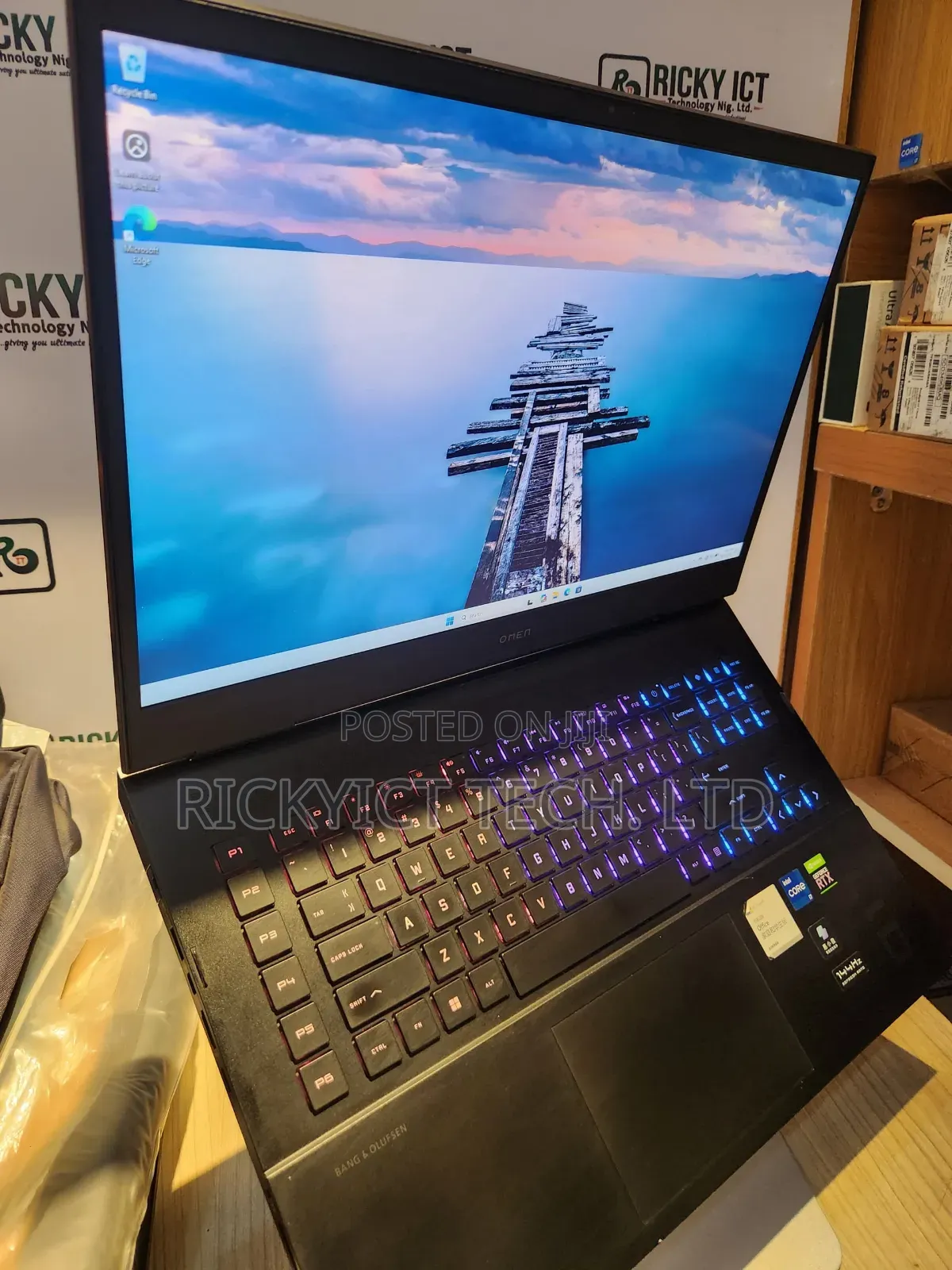 Laptop HP Omen 17 16GB Intel Core i7 SSD 1T