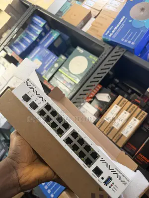 Mikrotik Cloud Router CCR2004-16G-2S+PC