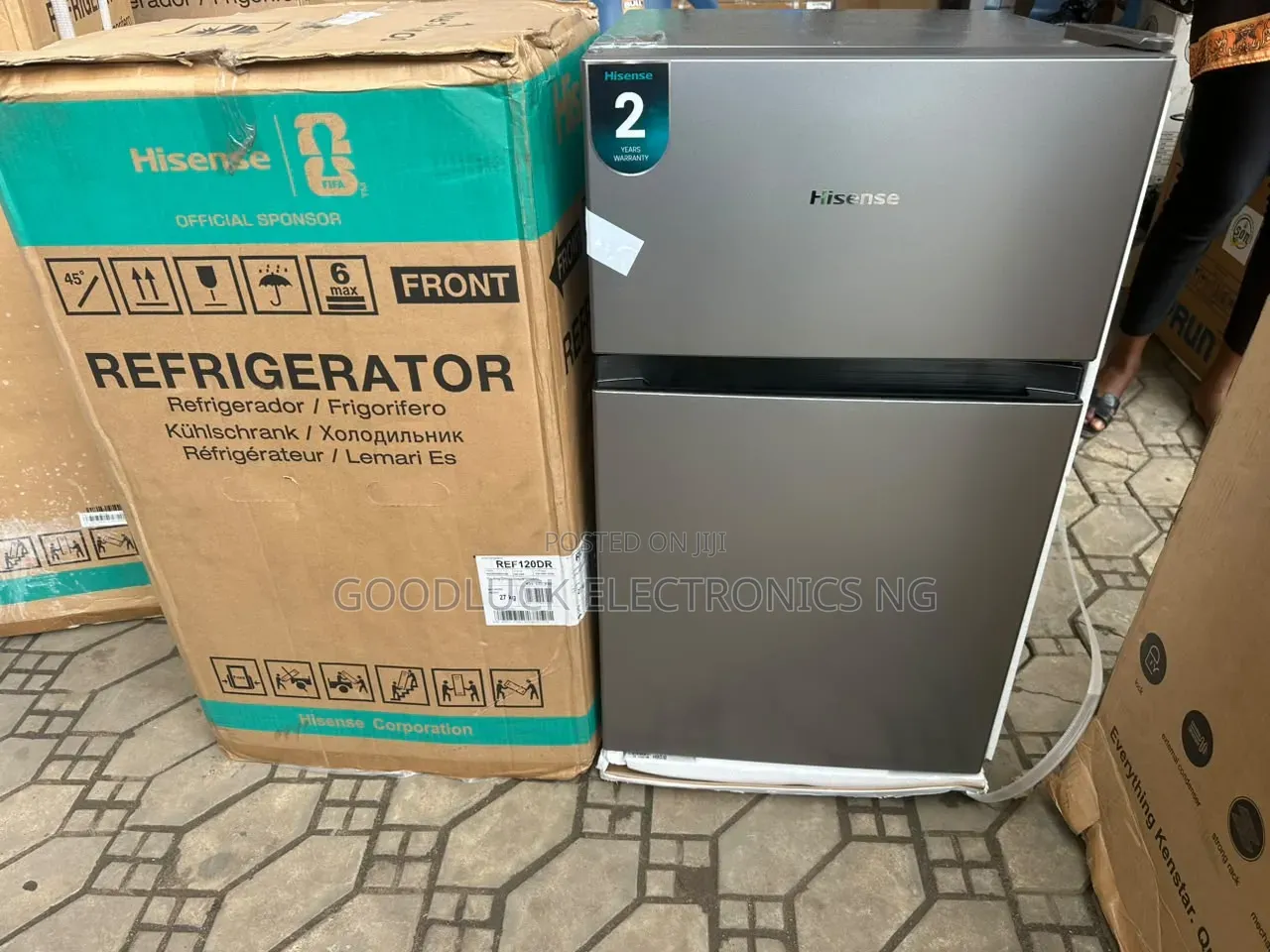 HISENSE Top Freezer Refrigerator 87L