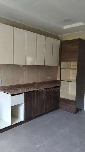 3bdrm Block of Flats in New Gra Phase 1 Port for rent
