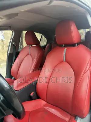 Toyota Camry XSE FWD (2.5L 4cyl 8AM) 2018 White