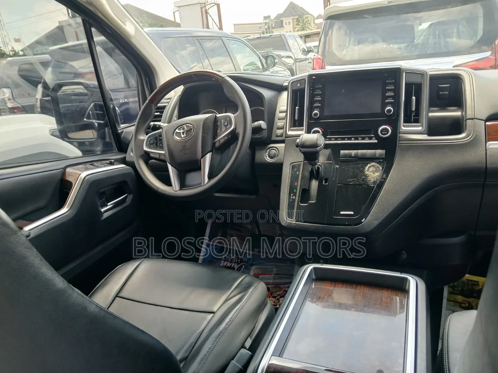 Toyota HiAce 2020 Black