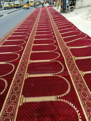 Diamond Crest Centre Rug