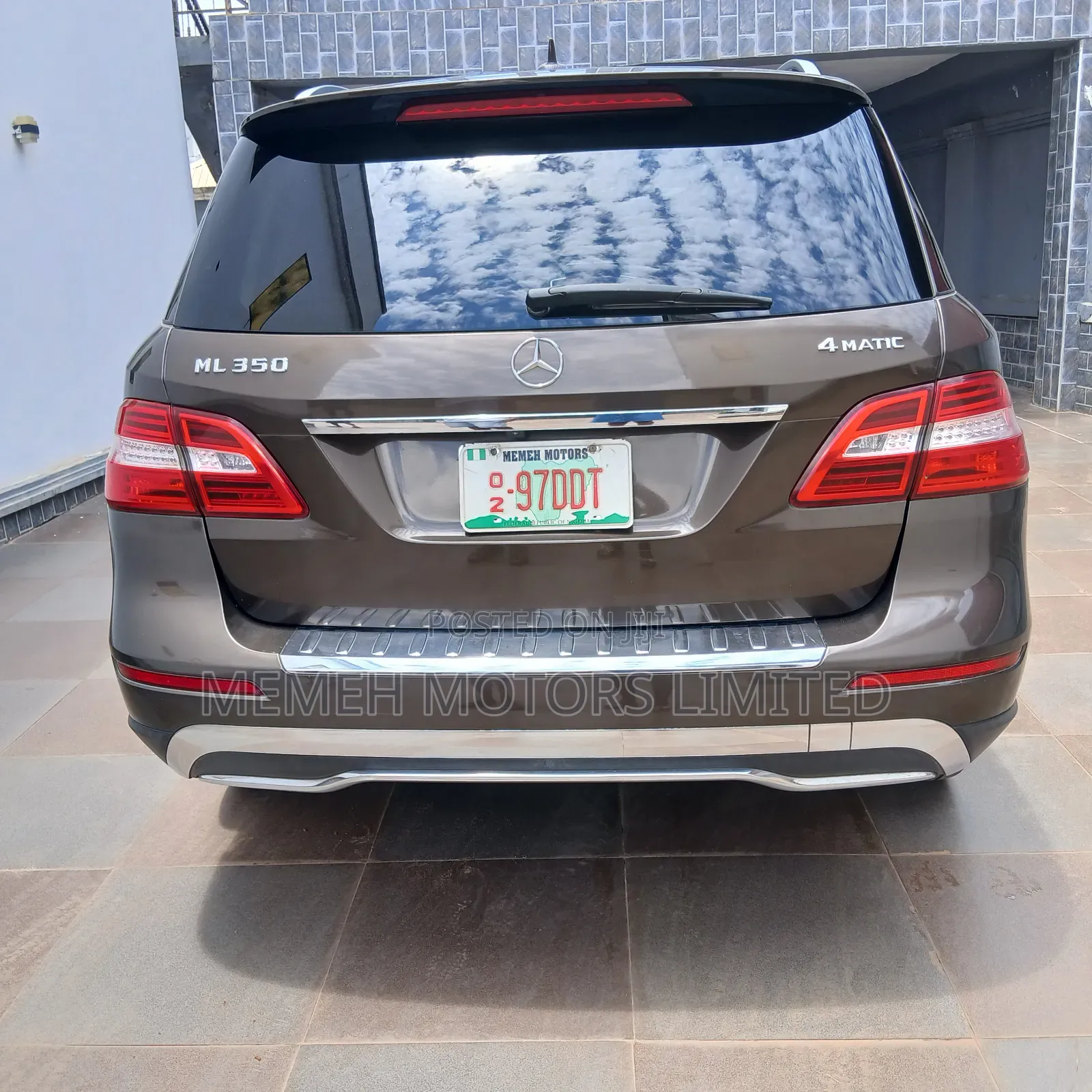 Mercedes-Benz M Class 2013 Brown