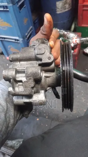 Direct Tokumbor Power Stearing Pump for Venza 2010
