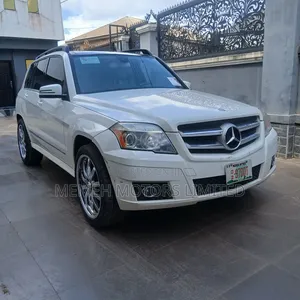 Mercedes-Benz GLK-Class 2011 White