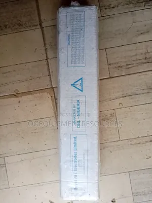 Royal Arc Electrodes E7018 (2.50 X 350mm) Low-Hydrogen.