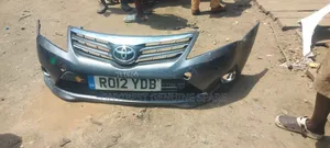 Complete Front Bumper Avensis 2014
