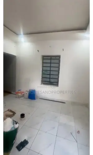 Studio Apartment in Apata for rent