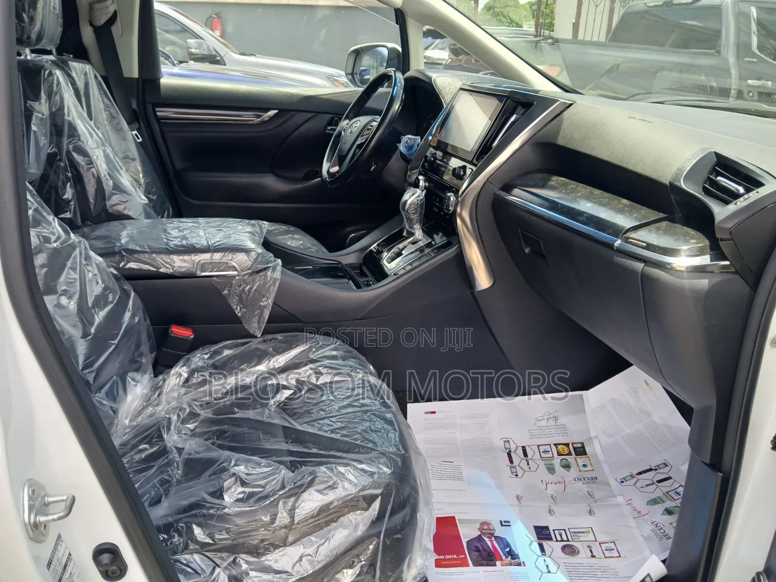 Toyota HiAce 2020 White