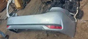 Complete Back Bumper Avensis 2014