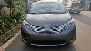 Toyota Sienna 2014 Gray