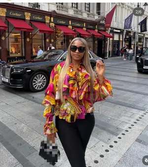 A Fashionable Flower Top