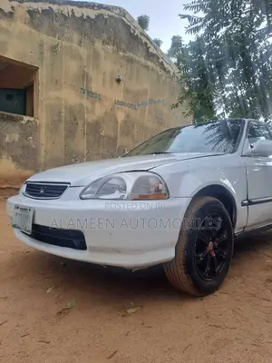 Honda Civic DX 4dr Sedan 1998 White