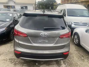 Hyundai Santa Fe 2016 Gray