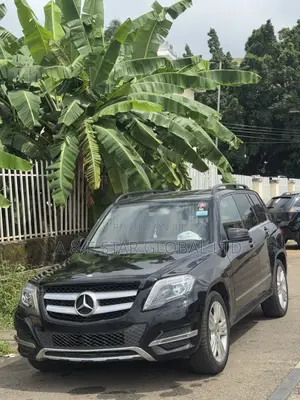 Mercedes-Benz GLK-Class 350 2014 Black