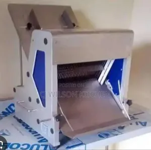 Breadslicer With Adjustable Base