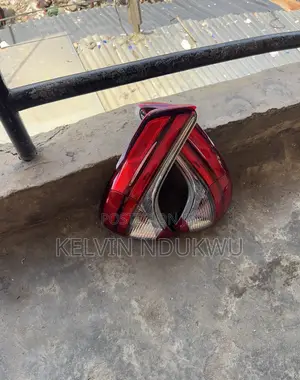 Toyota Sienna 2018 Rear Light