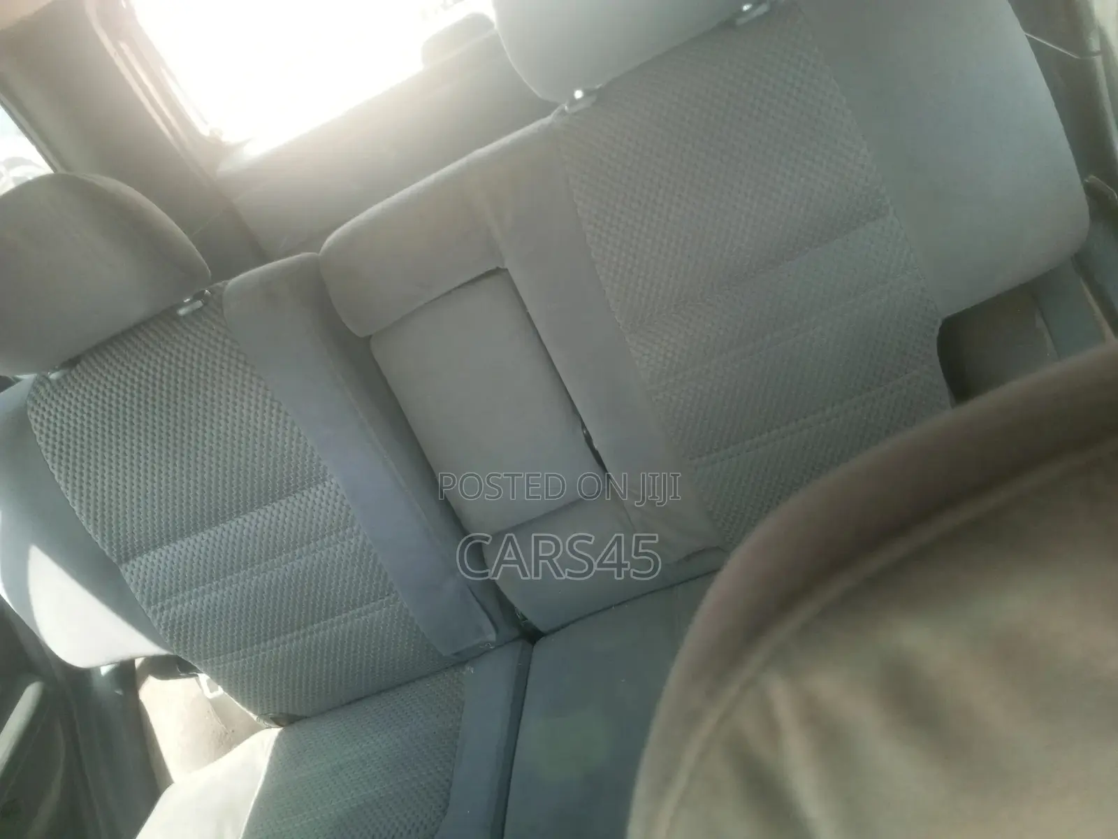 Nissan Pathfinder 2000 Silver