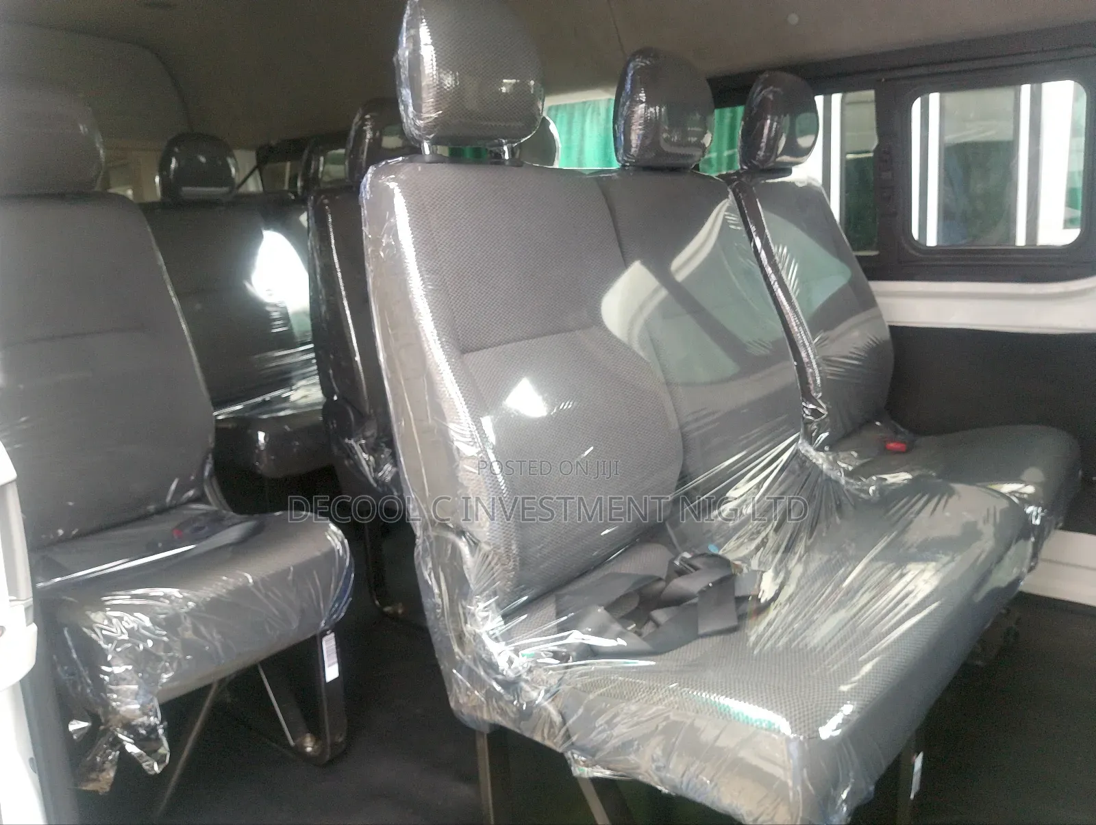 Toyota HiAce 2012 White