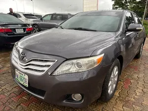 Toyota Camry 2009 Gray