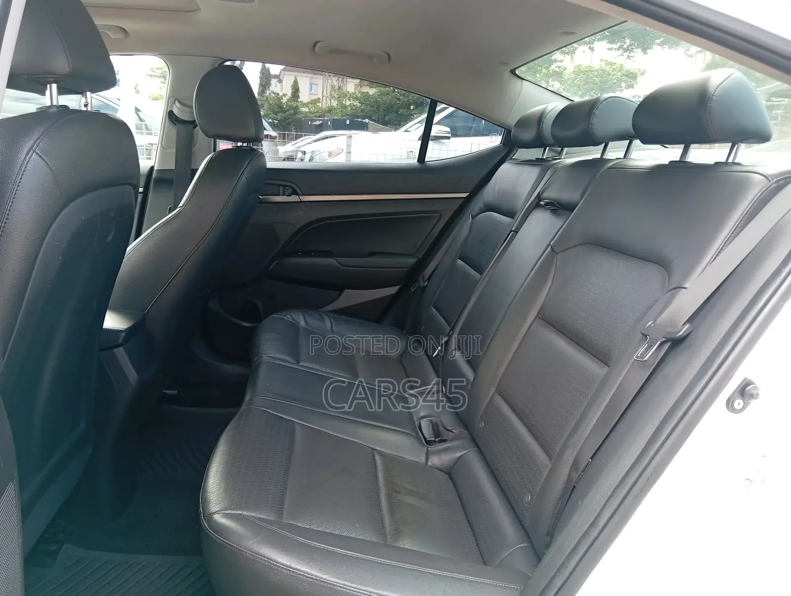 Hyundai Elantra 2017 White
