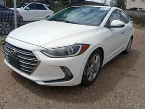 Hyundai Elantra 2017 White