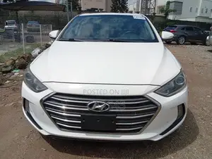 Hyundai Elantra 2017 White