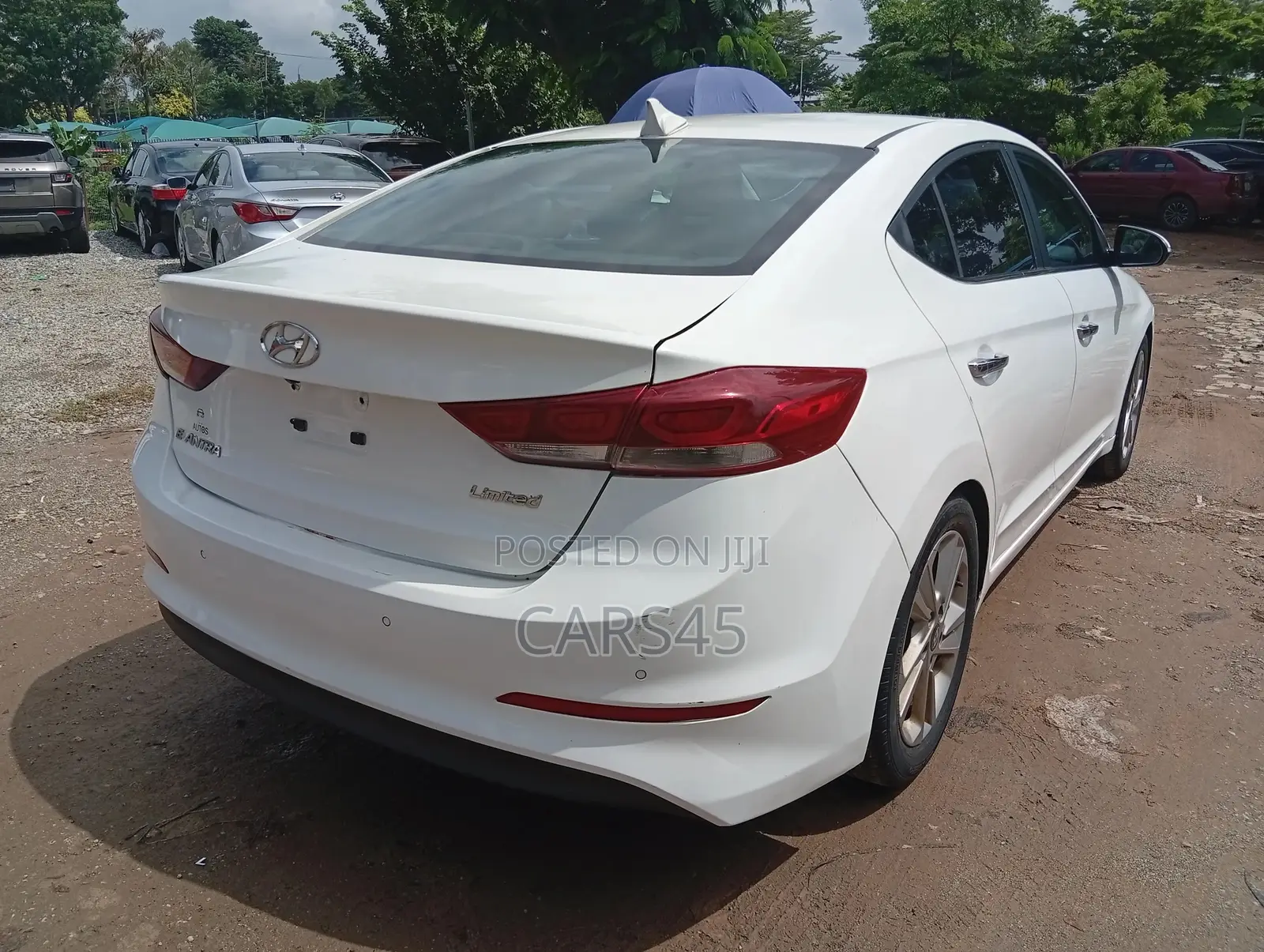 Hyundai Elantra 2017 White