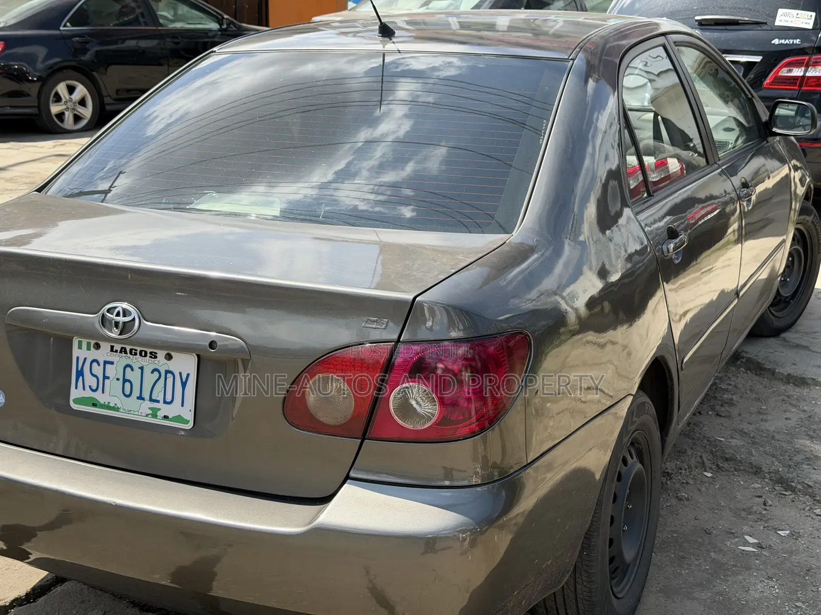 Toyota Corolla LE 2005 Gray