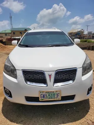 Pontiac Vibe 2008 White