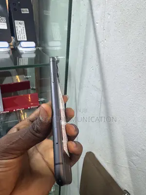 Apple iPhone 11 128 GB Black