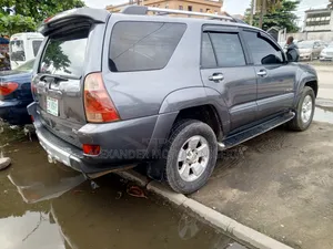 Toyota 4-Runner 2004 Gray