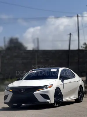 Toyota Camry XSE V6 (3.5L V6 8A) 2019 Black