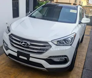 Hyundai Santa Fe SE Ultimate AWD 2017 White