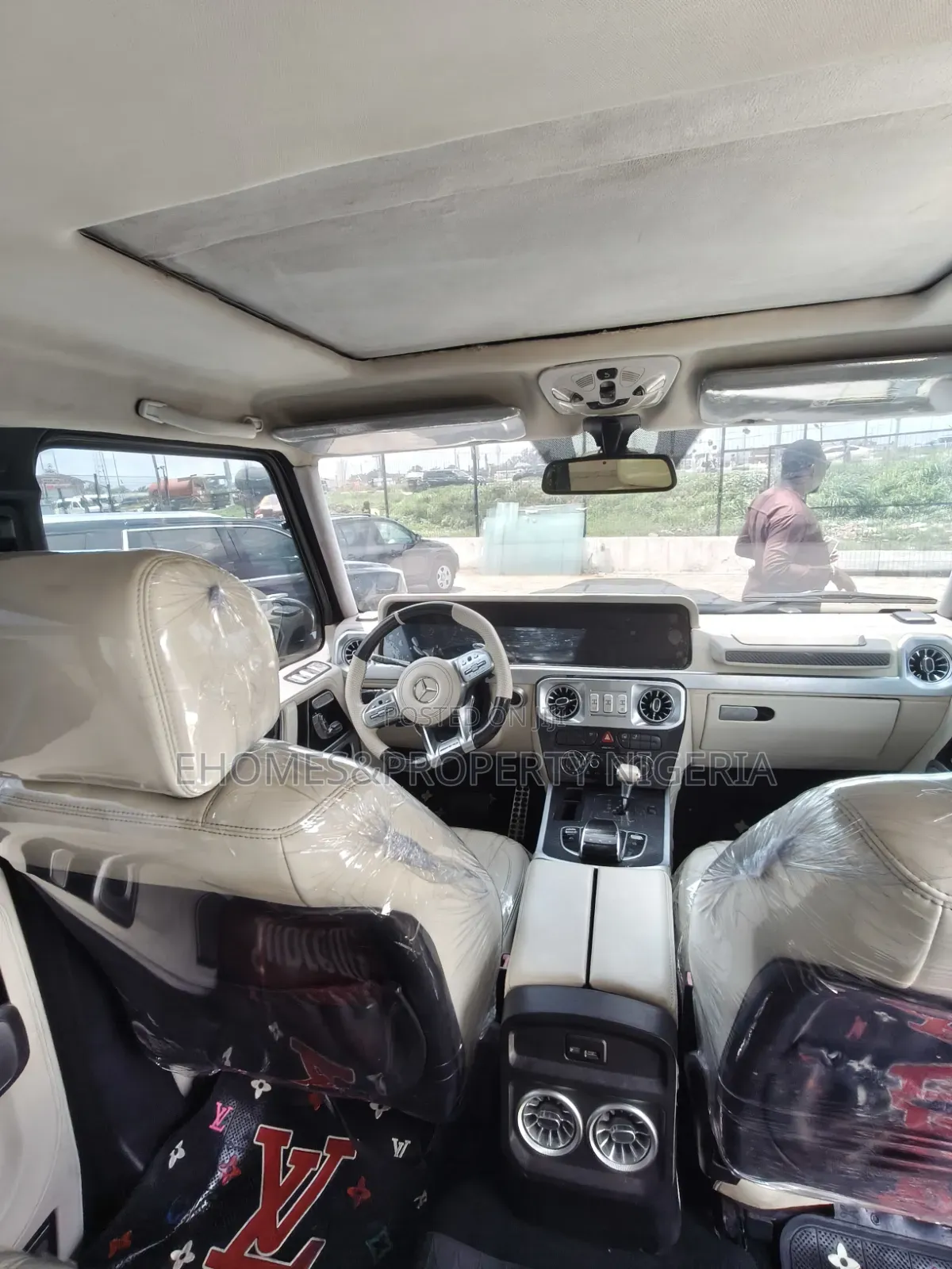 Mercedes-Benz G-Class 2024 Red
