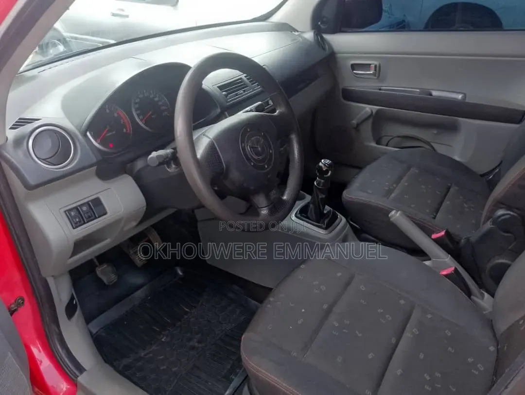 Mazda 2 2005 Red