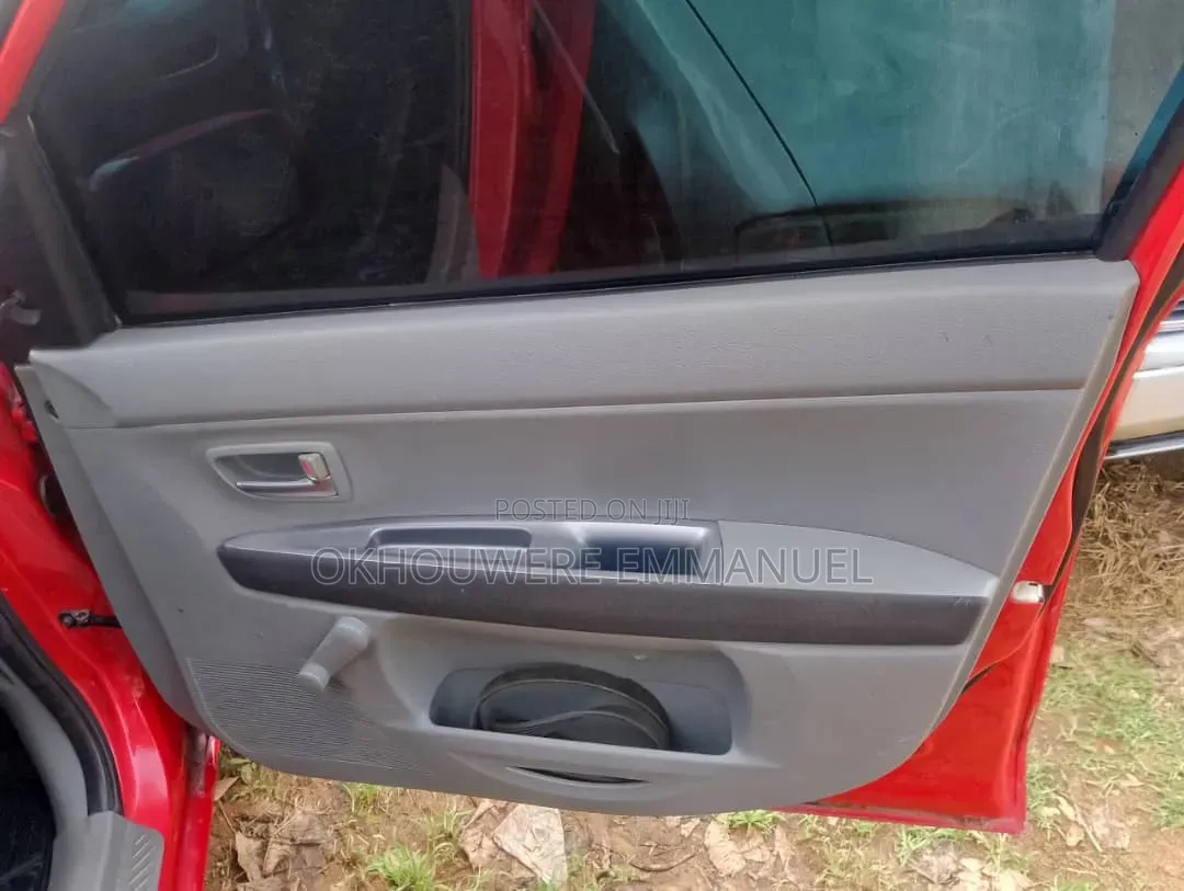 Mazda 2 2005 Red