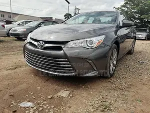 Toyota Camry 2016 Gray