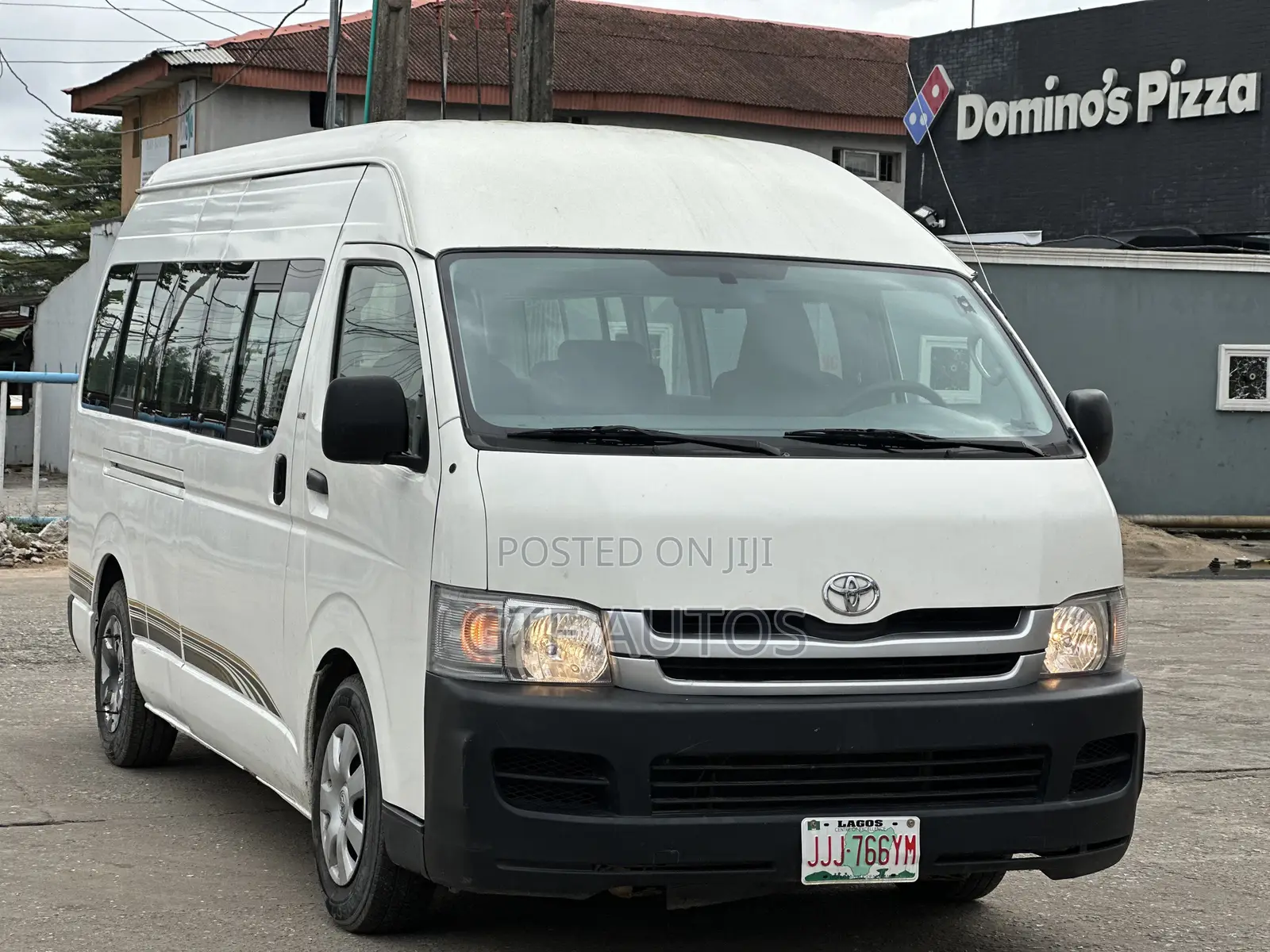 Toyota HiAce 2012 White