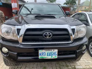 Toyota Tacoma 2010 Black