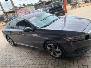 Honda Accord 2019 Gray
