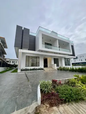 5bdrm Duplex in Ikate Lekki for sale