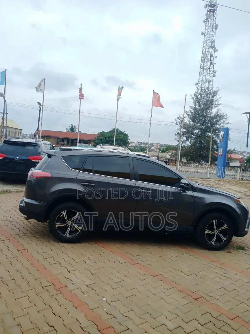 Toyota RAV4 2016