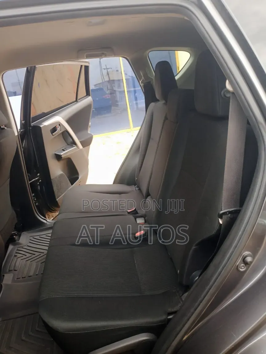 Toyota RAV4 2016